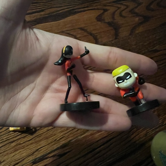 Disney Sidekick Mini Figures - Picture 3 of 5